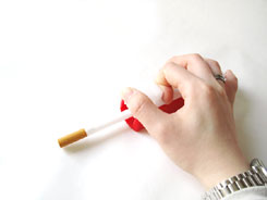 チューブマシーン、ジグザグ（ZIG-ZAG）の使い方（巻き方）と解説。お香や香水（perfume）アロマを楽しむように、フレーバーたばこ・手巻きたばこ・リトルシガー・きせる（煙管）・ガムたばこ・喫煙具を豊富な種類銘柄で販売・通販・初心者へ吸い方
